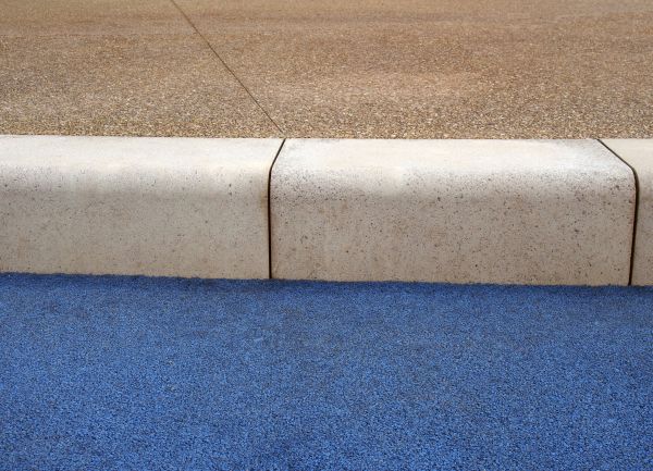 Curb And Sidewalk Installation in Fort Worth