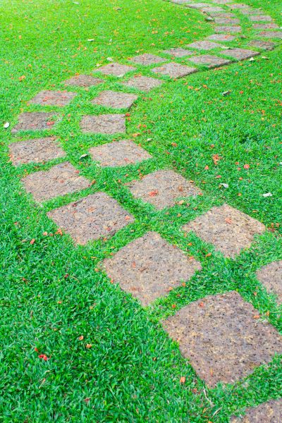 Backyard Pathway Construction in Fort Worth